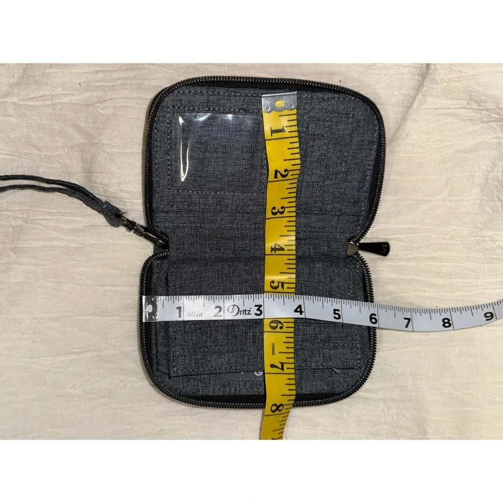 Lug Rodeo gray‎ black wristlet wallet zip around compact